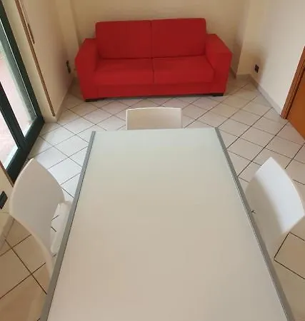Rajan Brancaleone, Calabria Lägenhet *
