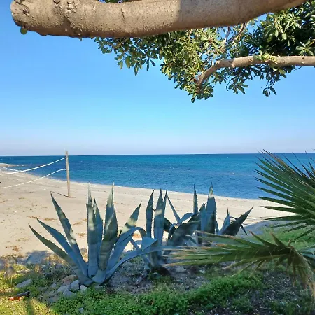 Rajan Brancaleone, Calabria Lägenhet